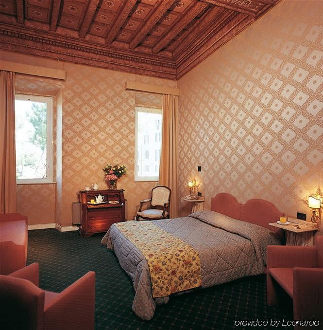 Hotel Richmond Roma Phòng bức ảnh