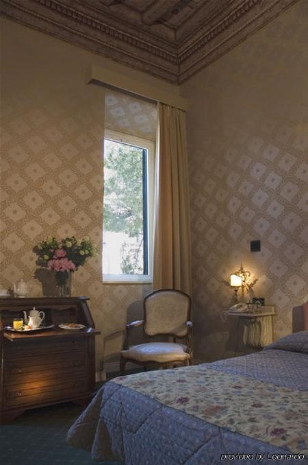 Hotel Richmond Roma Phòng bức ảnh